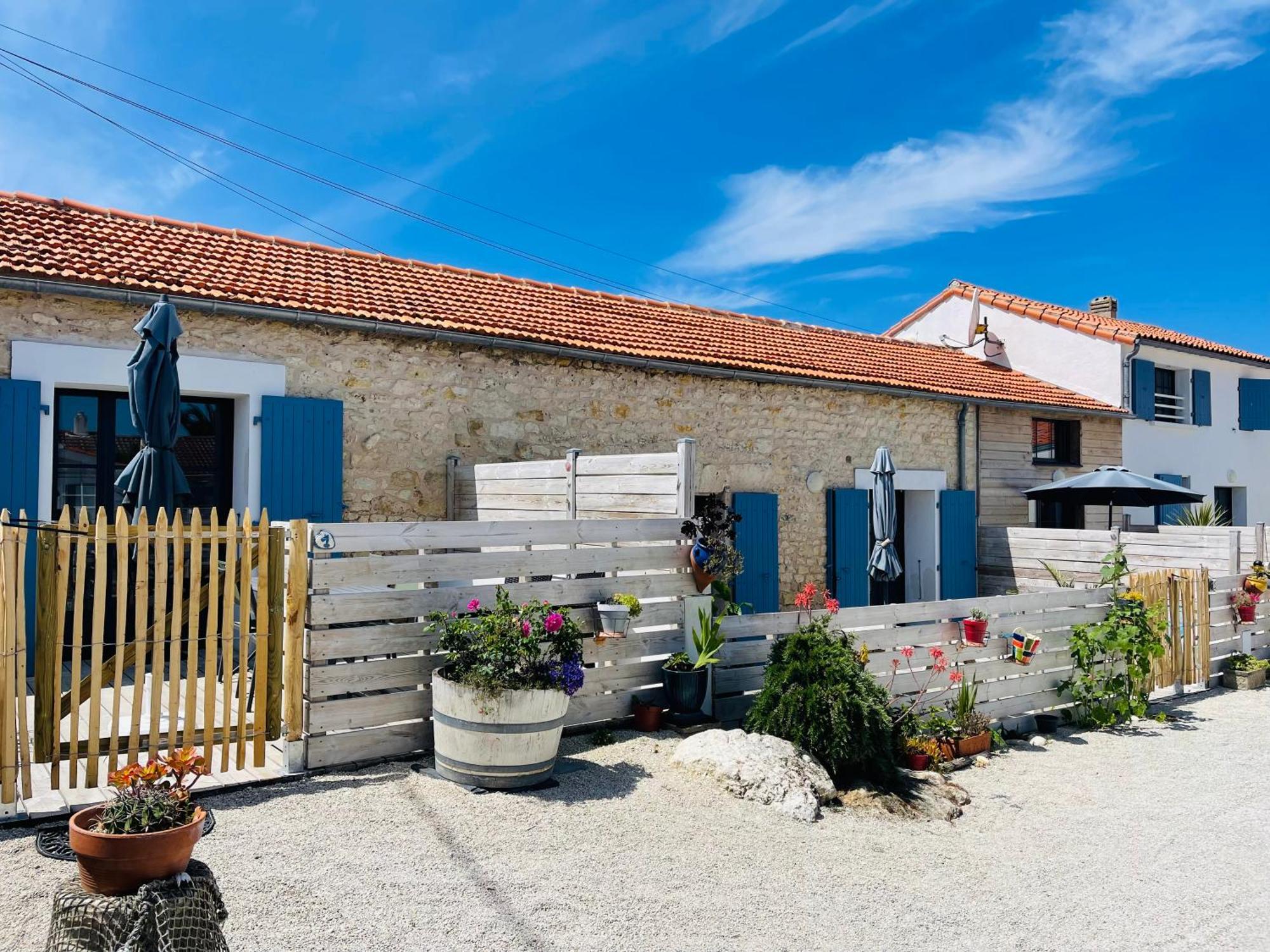 Clos Des Aigrettes -6 Gites De Charme Et Confort A 30M Du Port De La Cotinière Εξωτερικό φωτογραφία